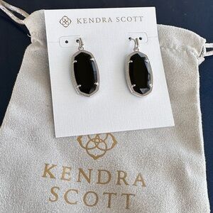 Kendra Scott Dani Earrings
